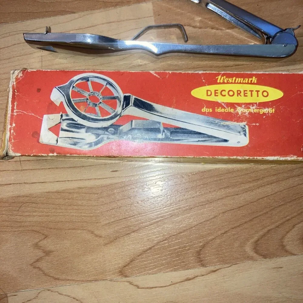 Vintage Westmark DECORETTO Garnishing Tool - Radish/Citrus Cutter/Or/Germany